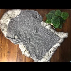 ❄️Reitman’s Silver and Grey Tunic Sweater